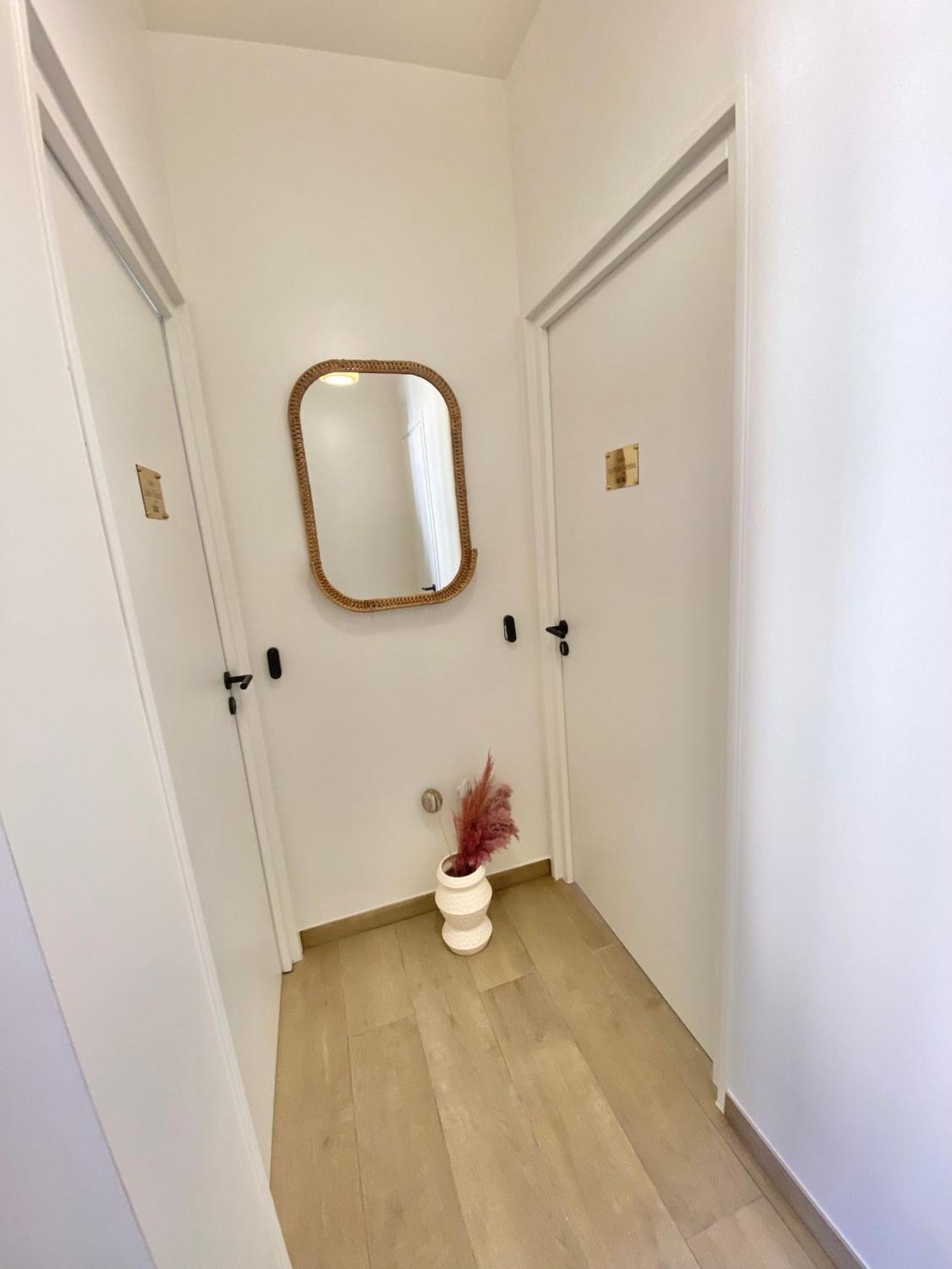 Appartement Moderne Climatise Monaco Vue Mer Cap-d'Ail Bagian luar foto