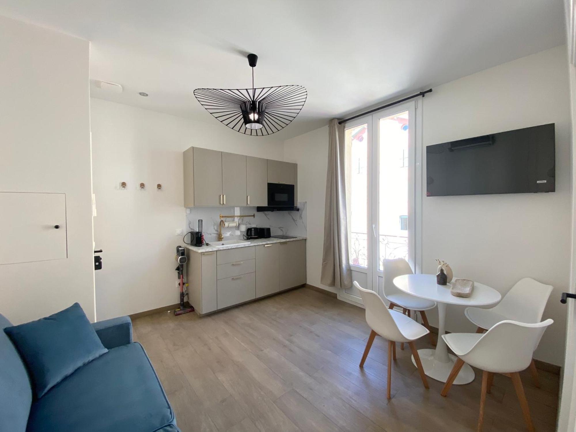 Appartement Moderne Climatise Monaco Vue Mer Cap-d'Ail Bagian luar foto