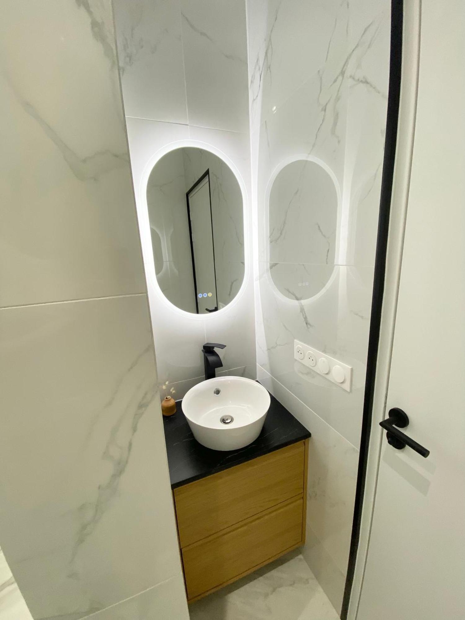 Appartement Moderne Climatise Monaco Vue Mer Cap-d'Ail Bagian luar foto